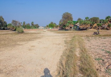 887 Sqm Land  For Sale - Wat Athvear, Siem Reap thumbnail