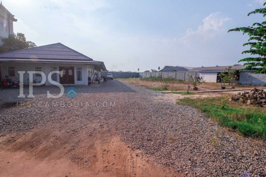 1792 Sqm Land  For Sale - Svay Dangkum, Siem Reap