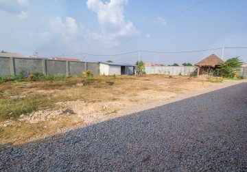 1792 Sqm Land  For Sale - Svay Dangkum, Siem Reap thumbnail