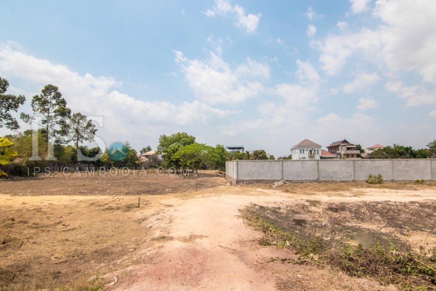  270 Sqm Land For Sale - Sala Kamreuk, Siem Reap