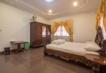 4 Bedroom Villa For Sale - Svay Dangkum, Siem Reap thumbnail