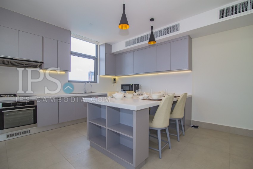 2 Bedroom Serviced Apartment For Rent - BKK1, Phnom Penh
