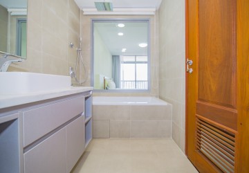 2 Bedroom Serviced Apartment For Rent - BKK1, Phnom Penh thumbnail