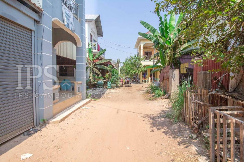 4 Bedroom Villa For Sale - Slor Kram, Siem Reap