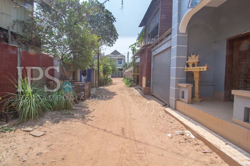 4 Bedroom Villa For Sale - Slor Kram, Siem Reap