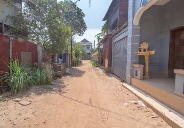 4 Bedroom Villa For Sale - Slor Kram, Siem Reap thumbnail