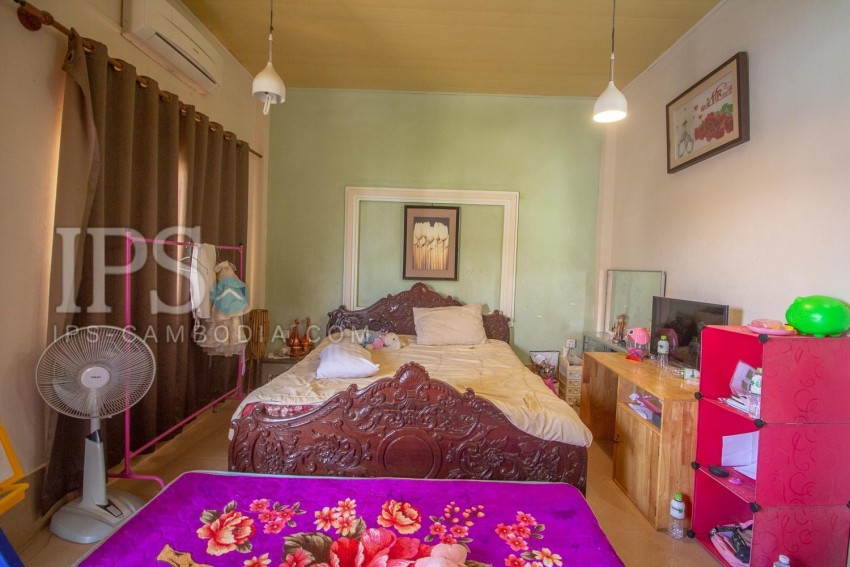 4 Bedroom Villa For Sale - Slor Kram, Siem Reap