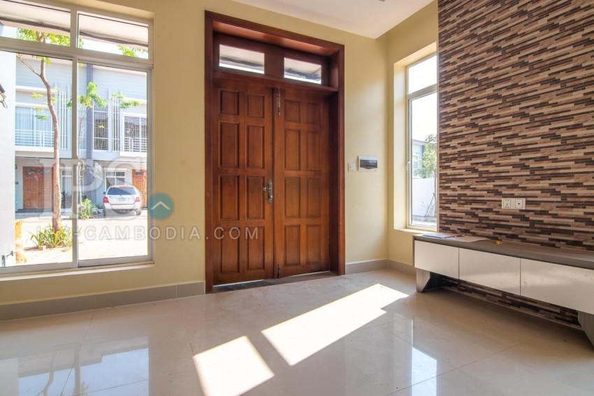 2 Bedroom  Flat For Sale - Svay Dangkum, Siem Reap