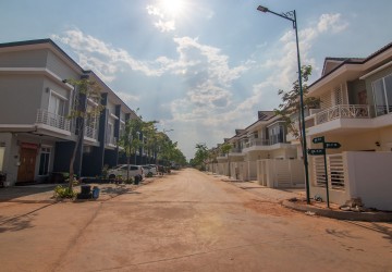 2 Bedroom  Flat For Sale - Svay Dangkum, Siem Reap thumbnail