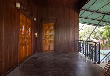 4 Bedroom Wooden House For Rent - Svay Dangkum, Siem Reap thumbnail