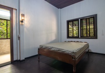 4 Bedroom Wooden House For Rent - Svay Dangkum, Siem Reap thumbnail