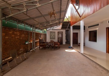 4 Bedroom Wooden House For Rent - Svay Dangkum, Siem Reap thumbnail