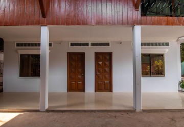 4 Bedroom Wooden House For Rent - Svay Dangkum, Siem Reap thumbnail