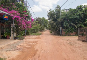 4 Bedroom Villa  For Sale - Svay Dangkum, Siem Reap thumbnail