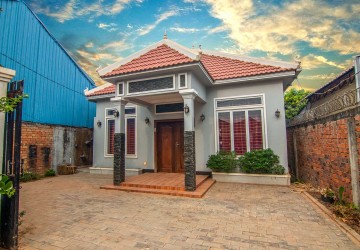 2 Bedroom Villa For Sale - Chreav, Siem Reap thumbnail