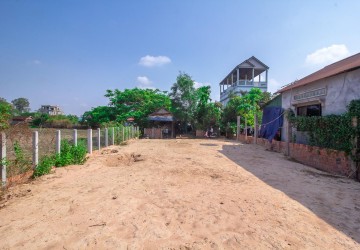 210 Sqm  Land  For Sale - Sala Kamreuk, Siem Reap thumbnail