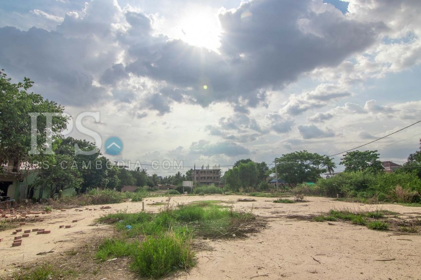   1905 Sqm Land For Sale - Sala Kamreuk, Siem Reap