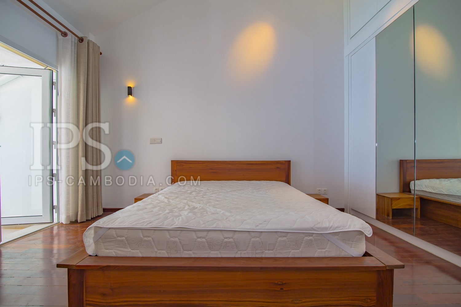 Renovated Loft 1 Bedroom Apartment For Rent - Phsar Thmei 3, Phnom Penh - Image 11