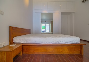 1 Bedroom Renovated Flat For Rent - Phsar Thmei 3, Phnom Penh thumbnail