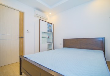 2 Bedroom Apartment For Rent - Boeng Trabek, Phnom Penh  thumbnail