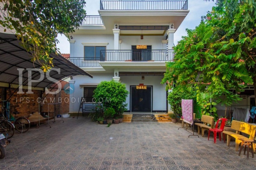 4 Villa Complex For Sale - Slor Kram, Siem Reap