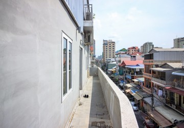 Renovate 2 Bedroom Apartment  For Rent - 7 Makara, Phnom Penh thumbnail