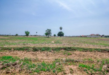 1800 Sqm Land For Sale - Sra Ngae, Siem Reap thumbnail