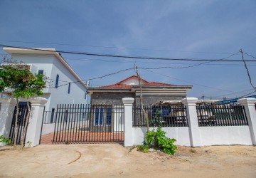 3 Bedroom Villa For Sale - Sra Ngae, Siem Reap thumbnail