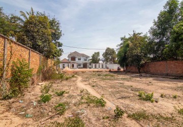 870 Sqm Land For Sale - Slor Kram, Siem Reap thumbnail