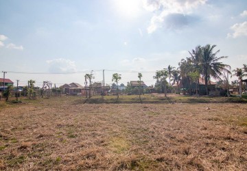   5637 Sqm Land For Sale - Chreav, Siem Reap thumbnail