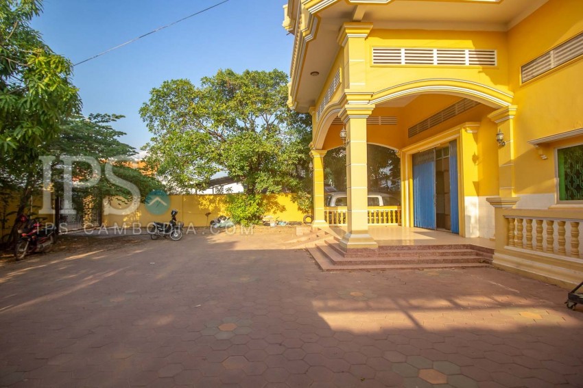 15 Room Building For Rent - Wat Bo, Siem Reap 