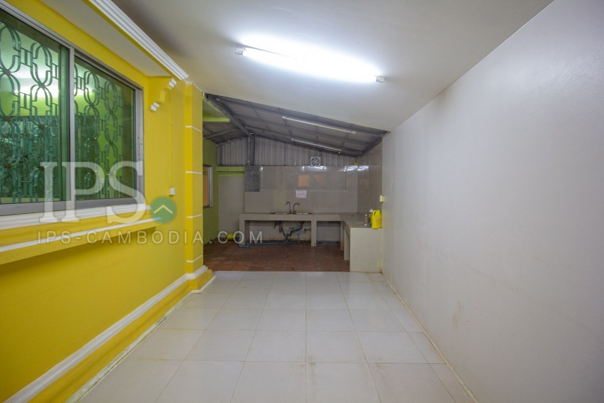 15 Room Building For Rent - Wat Bo, Siem Reap 