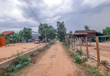 300 Sqm Land For Sale - Khnar, Siem Reap thumbnail