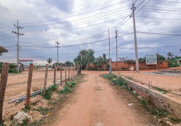 300 Sqm Land For Sale - Khnar, Siem Reap thumbnail