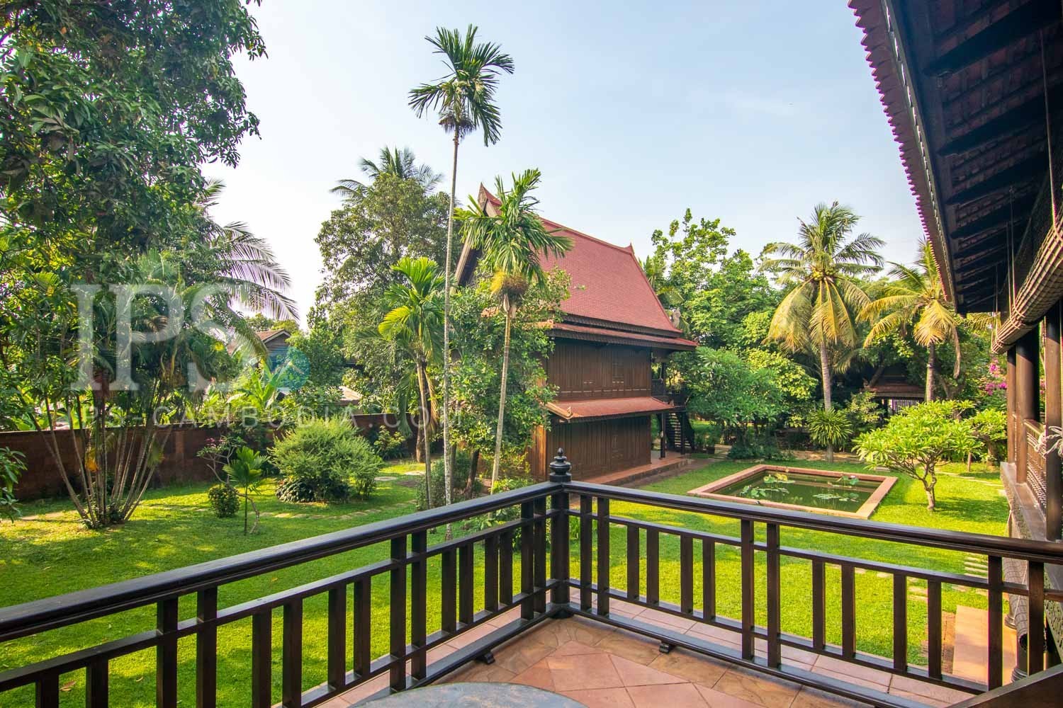 Khmer Heritage Home For Sale - Wat Damnak, Siem Reap 