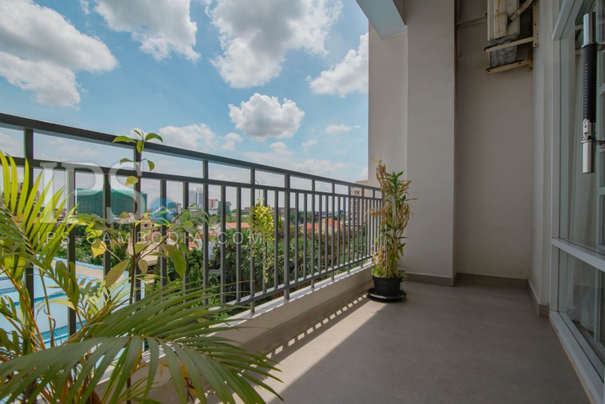 4 Bedroom Serviced Apartment For Rent - Tonle Bassac, Phnom Penh