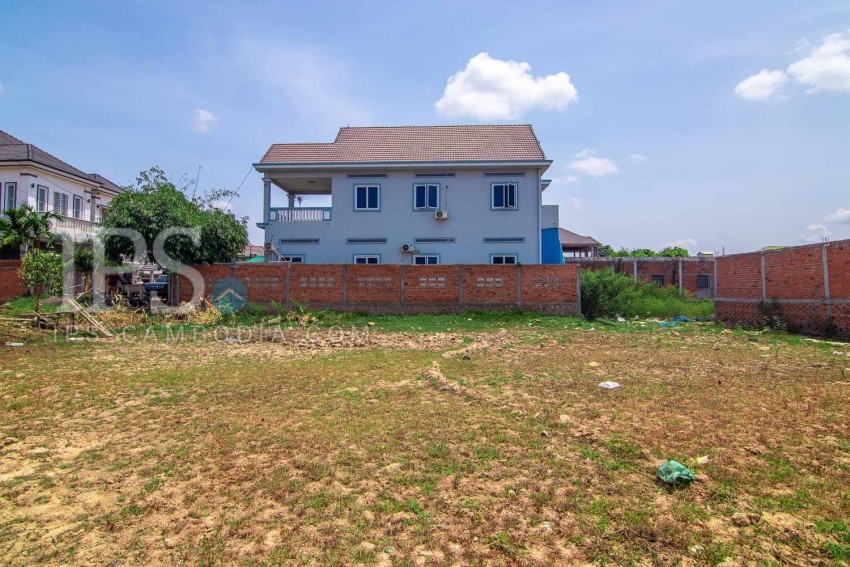 688 Sqm Land  For Sale - Svay Dangkum, Siem Reap