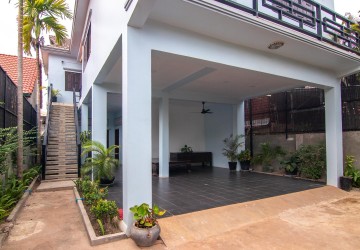 5 Bedroom Villa For Sale - Slor Kram, Siem Reap thumbnail