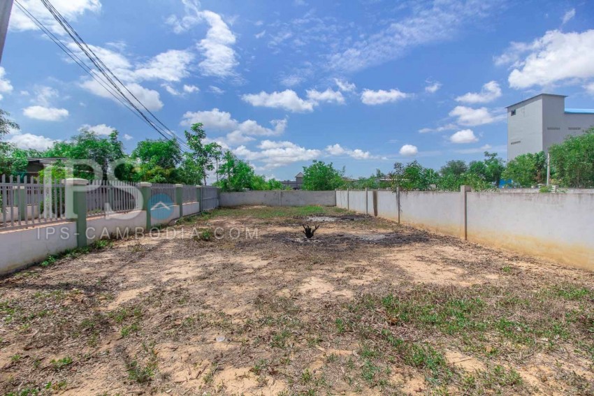 286 Sqm Land For Sale - Svay Dangkum, Siem Reap