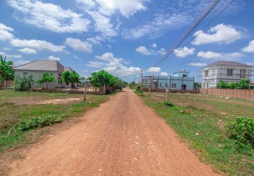 210 Sqm Land For Sale - Svay Dangkum, Siem Reap thumbnail