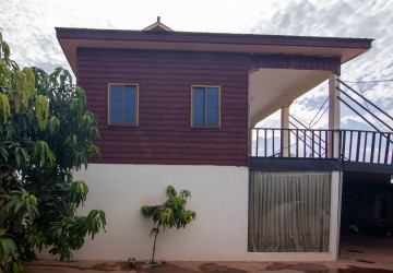 5 Bedroom Wooden House For Sale - Chreav, Siem Reap thumbnail