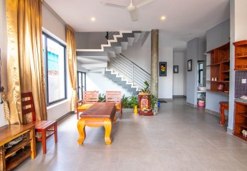 4 Bedroom Villa For Sale - Svay Dangkum, Siem Reap thumbnail