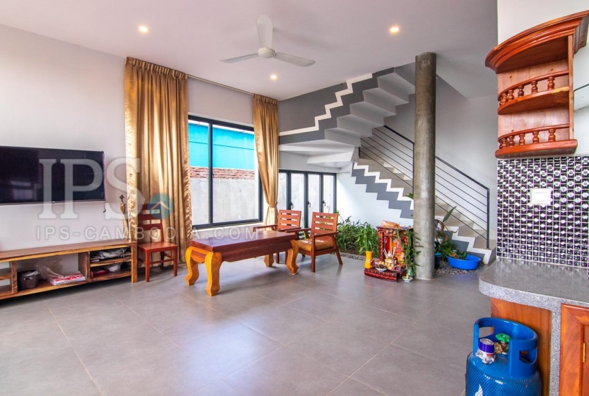 4 Bedroom Villa For Sale - Svay Dangkum, Siem Reap