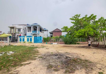 150 Sqm Land For Sale - Svay Dangkum, Siem Reap thumbnail