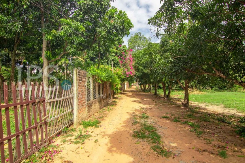 3832 Sqm Land For Sale - Sala Kamreuk, Siem Reap