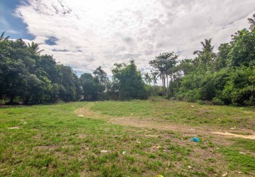 3832 Sqm Land For Sale - Sala Kamreuk, Siem Reap thumbnail