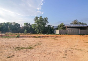  525 Sqm Land For Sale - Sala Kamreuk, Siem Reap thumbnail