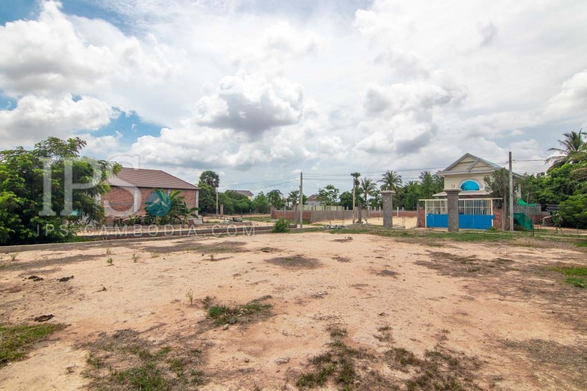   280 Sqm Land For Sale - Svay Dangkum, Siem Reap