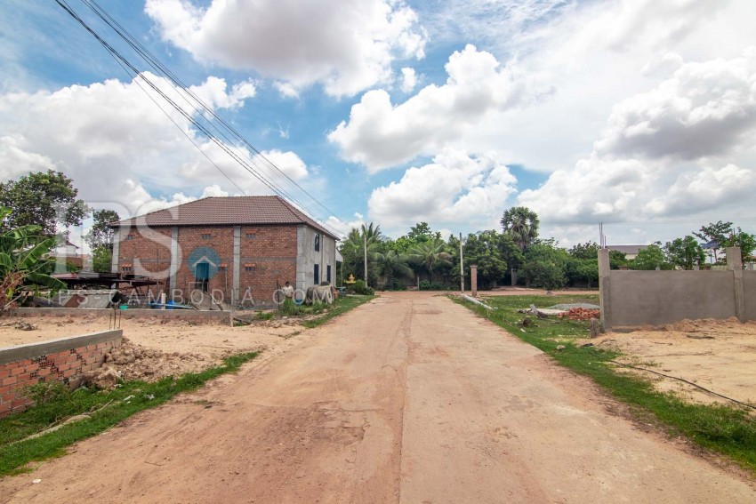   280 Sqm Land For Sale - Svay Dangkum, Siem Reap