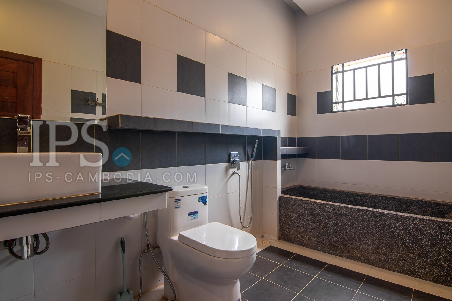 2 Bedroom Villa For Rent - Sala Kamreuk, Siem Reap - Image 13